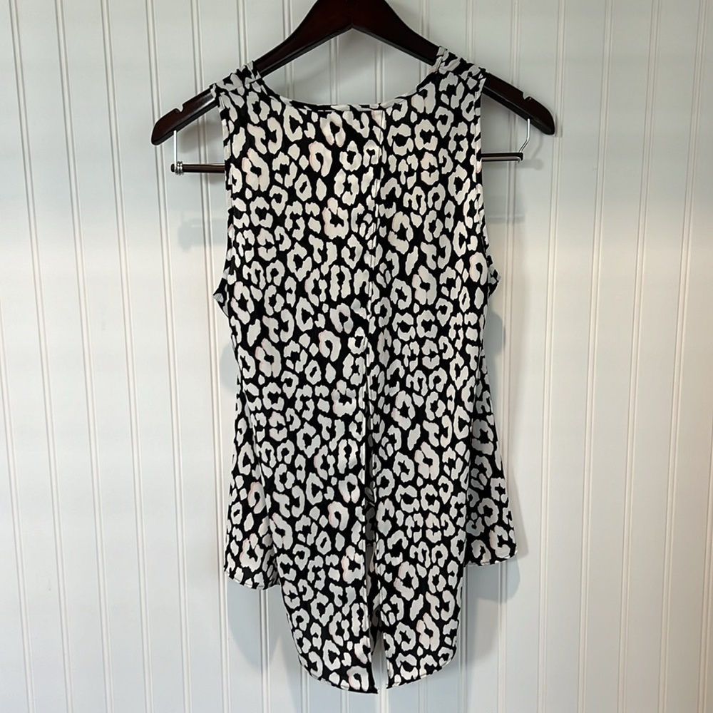 Express Leopard Print Tank - Picture 3 of 8